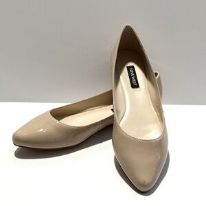 Nine West Speakup Brown Suede Flats sz 6